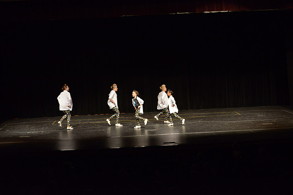 021602_14_2016_i_dance_0411