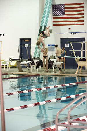 0116chs_swim1017