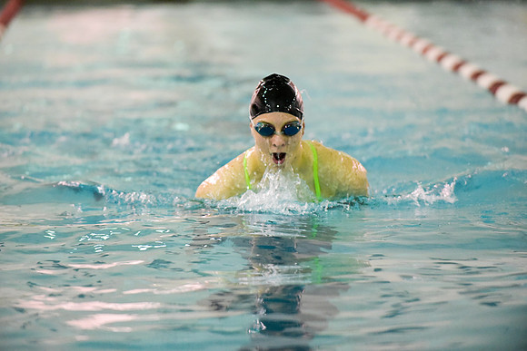 0216_chs_swim_0428