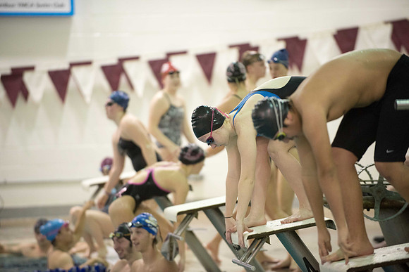 1215chs_swim6980