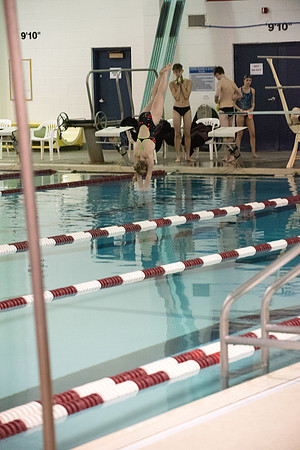 0116chs_swim1019