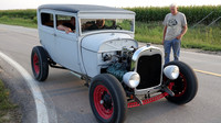 0818_28_sedan_2465